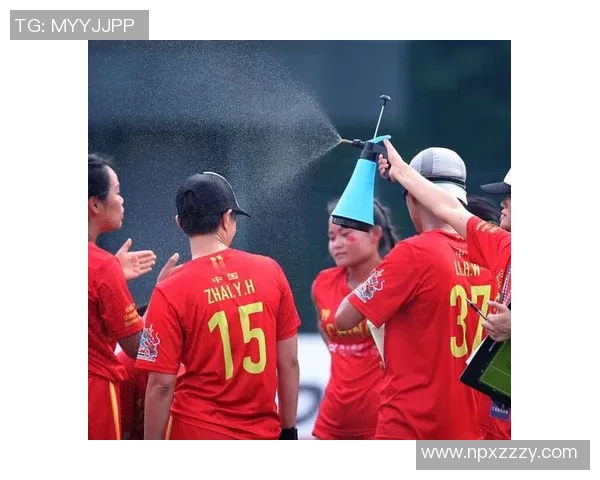 深圳飞盘队如何通过战术创新实现进攻模式的全面升级与突破